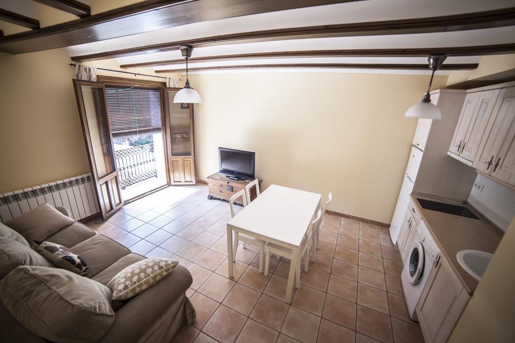 Apartamentos Cine Capicol Albarracin Luaran gambar