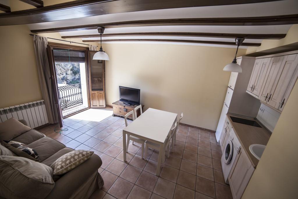 Apartamentos Cine Capicol Albarracin Luaran gambar