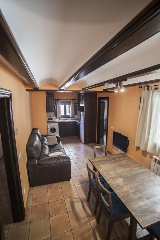 Apartamentos Cine Capicol Albarracin Luaran gambar