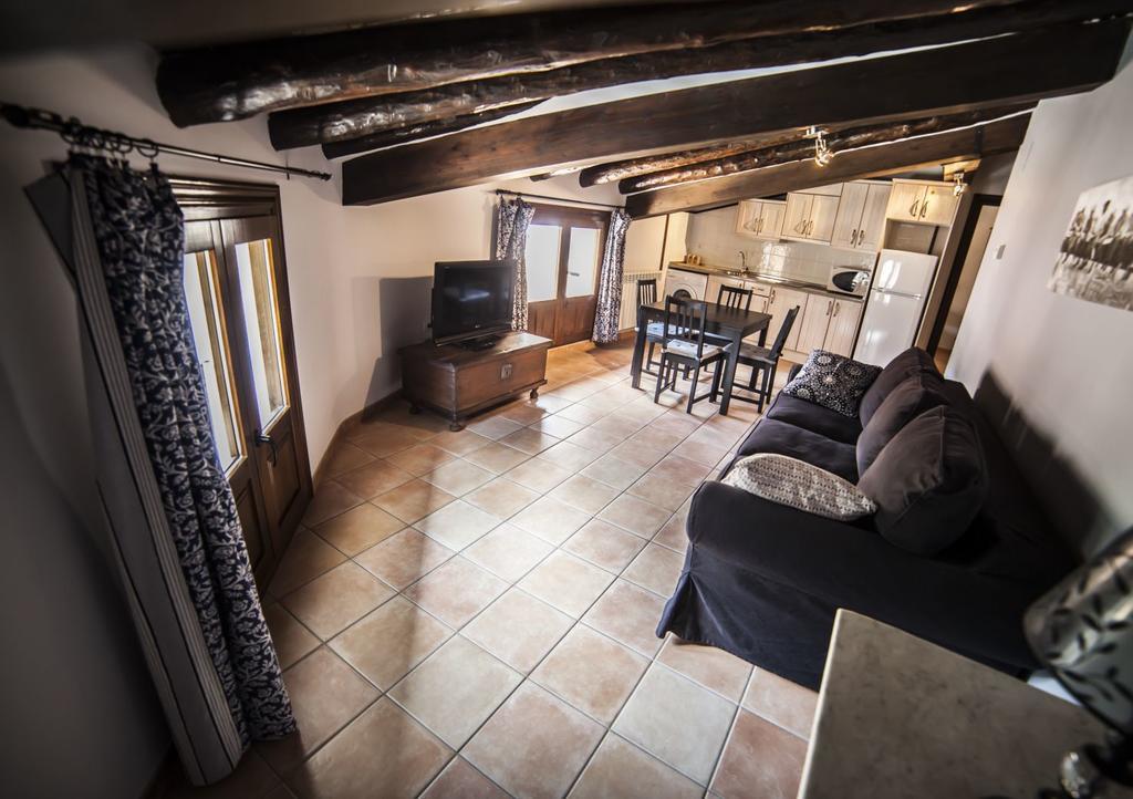 Apartamentos Cine Capicol Albarracin Luaran gambar